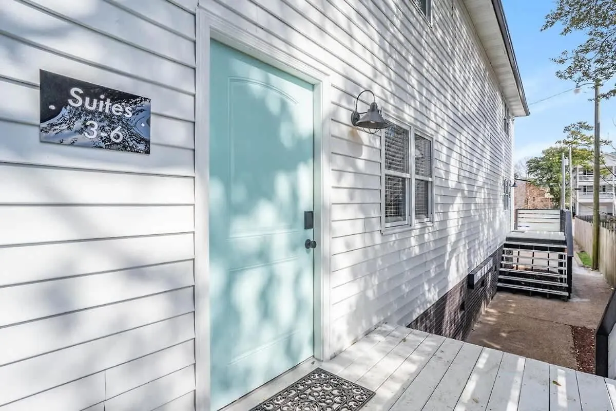Apartment Ov Mosaic Squid Suite North Camellia Acres United States